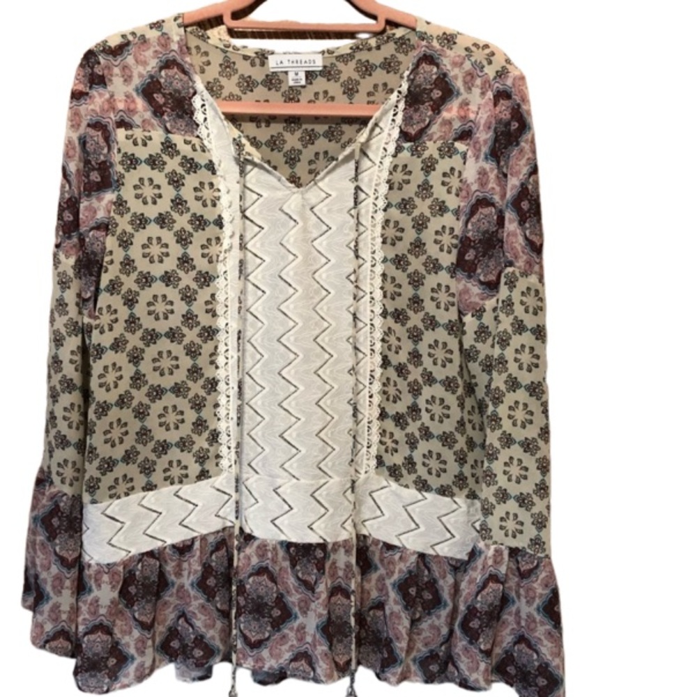 LA Threads Boho Floral Embroidered Peasant Top Flared Sleeves Size XL